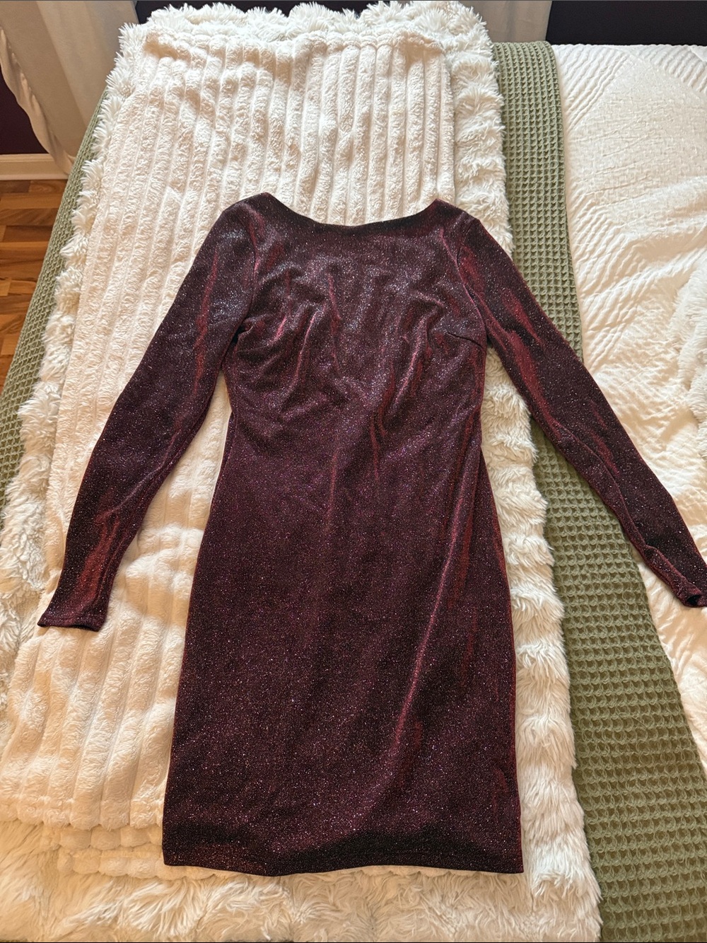 Windsor Long-Sleeve Sparkle Bodycon Dress In Wine